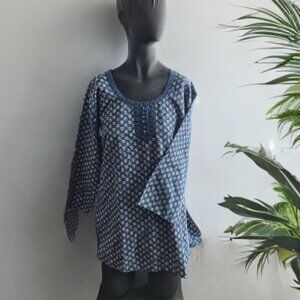 Blue hippie shirt